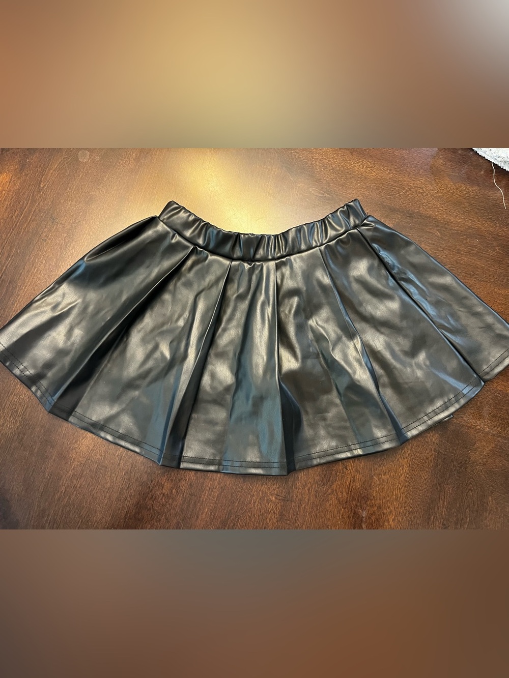 SHEIN Black Faux Leather Pleated Mini Skirt